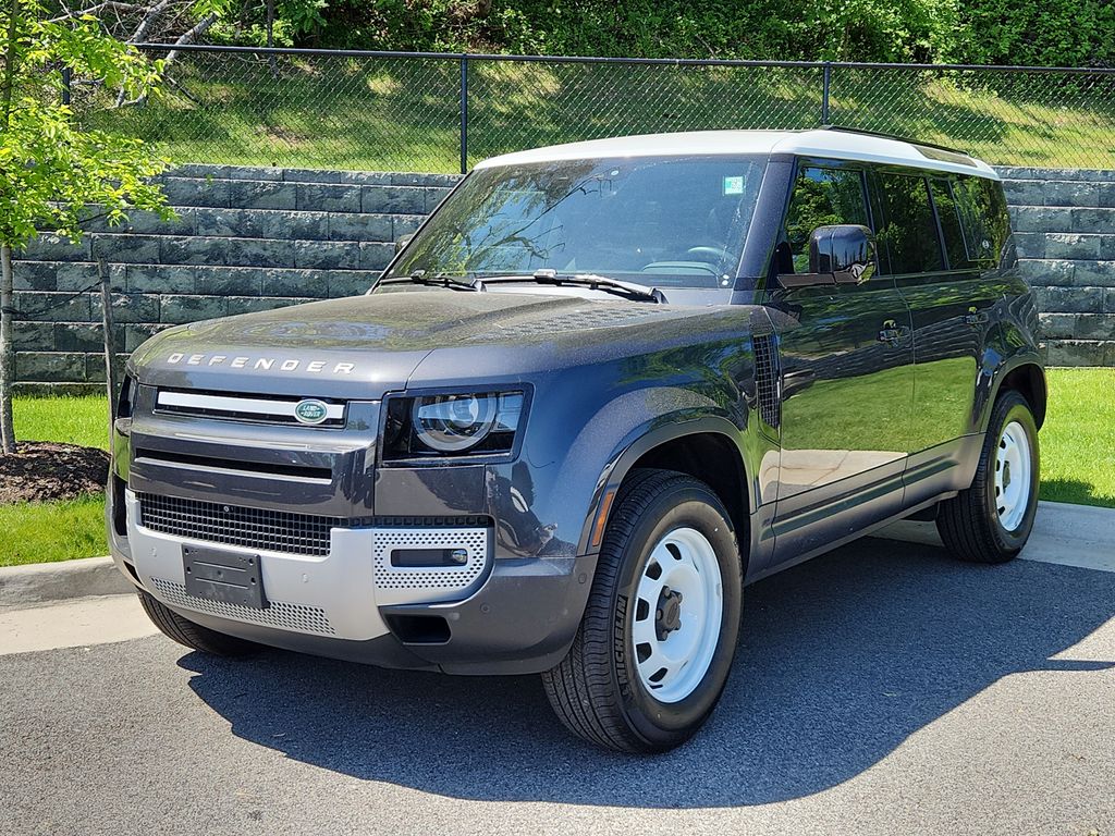 2024 Land Rover Defender 110 S P300's photo
