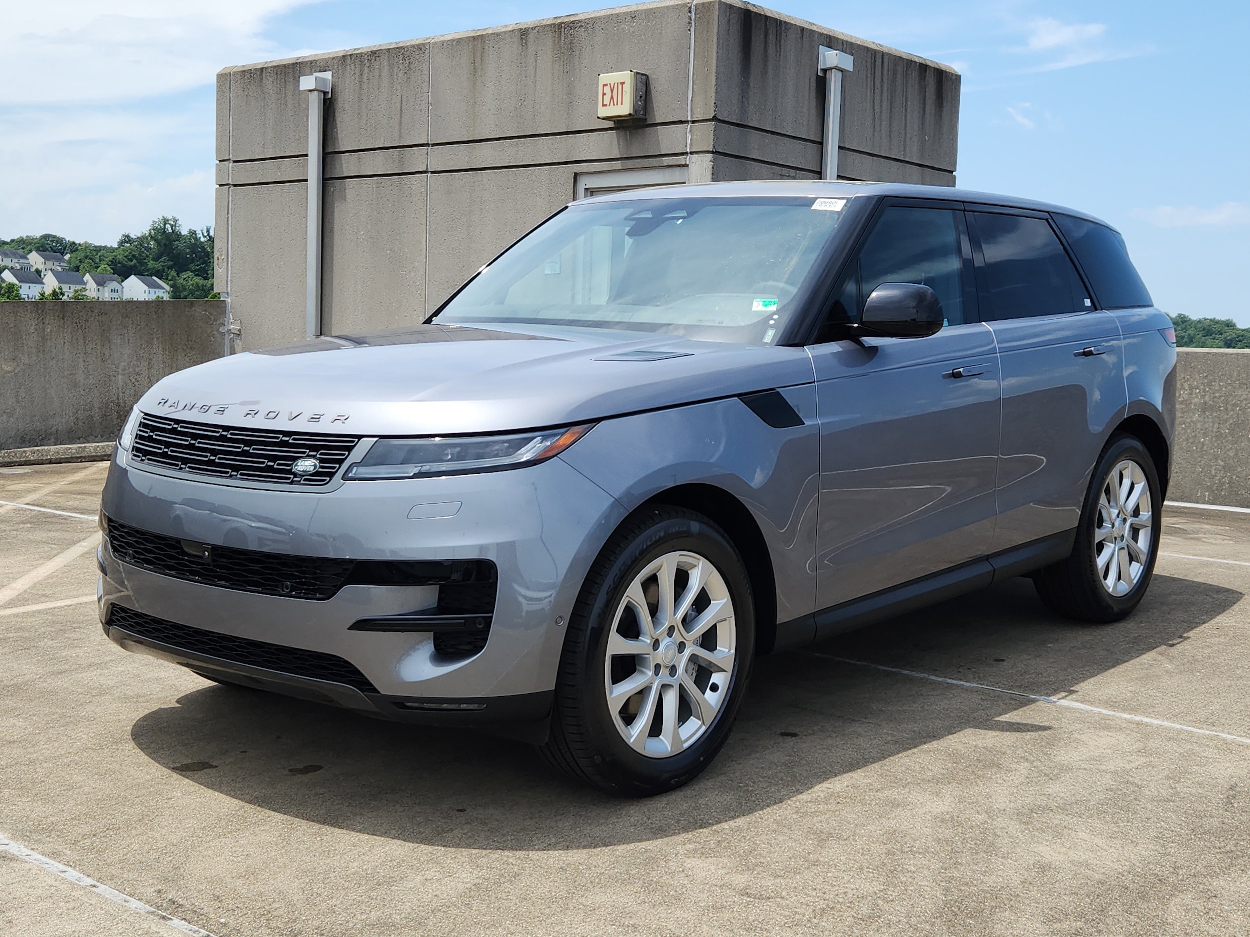 2025 Land Rover Range Rover Sport S's photo