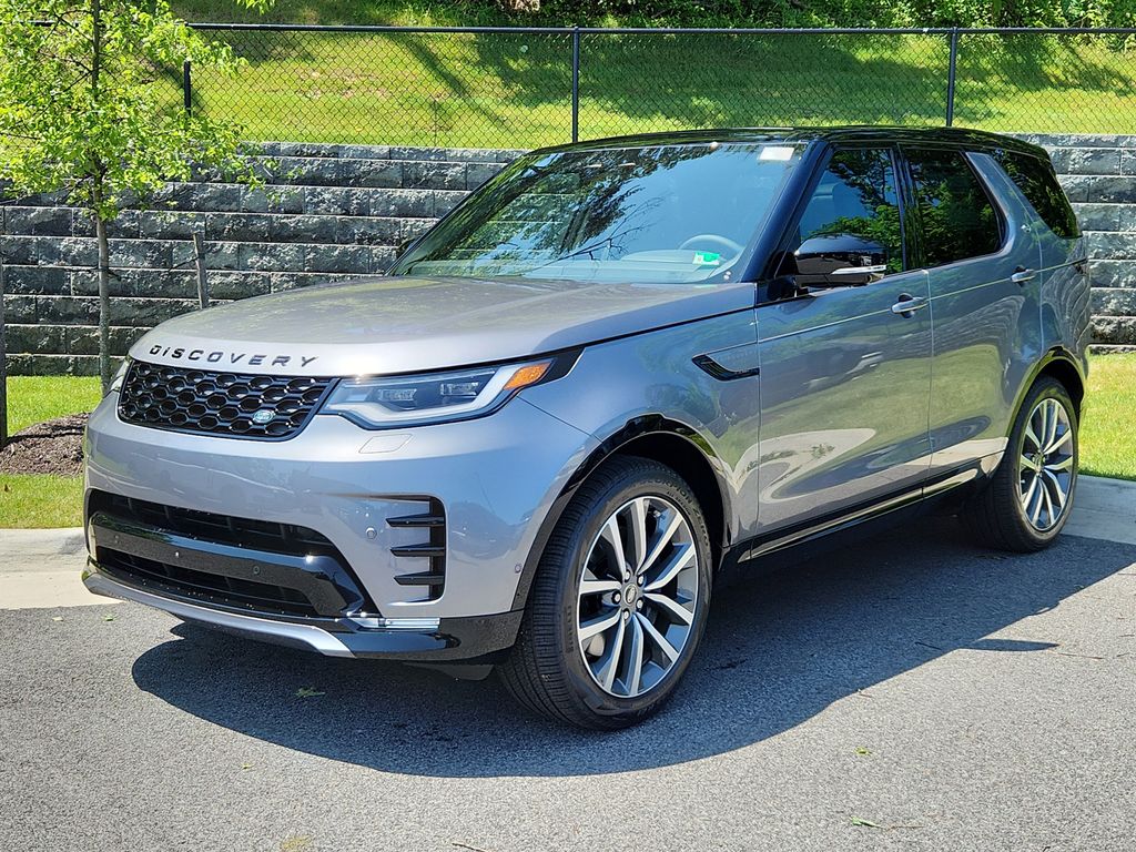 2025 Land Rover Discovery P360 Dynamic SE's photo