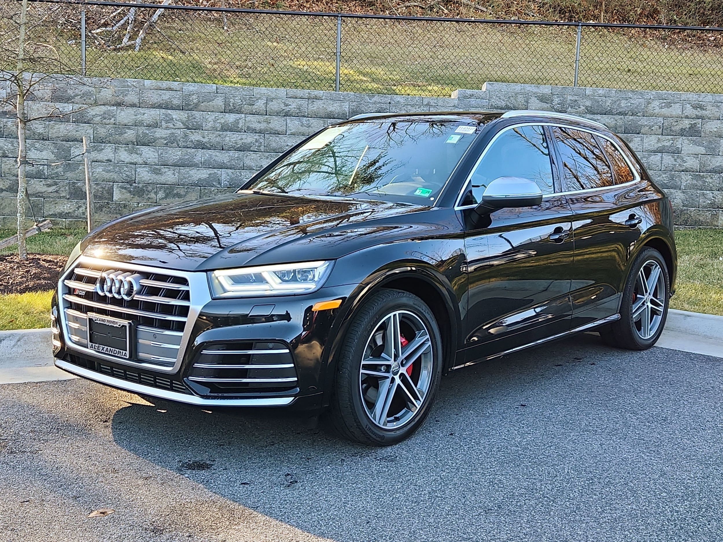 2019 Audi SQ5 Premium Plus's photo