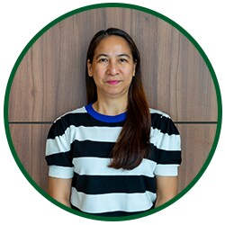Staff member JENNIFER WILLARD from ID_6d0c07037745