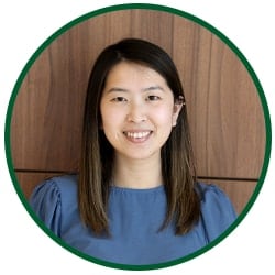 Staff member YI AU from ID_5583e3c0cb7d