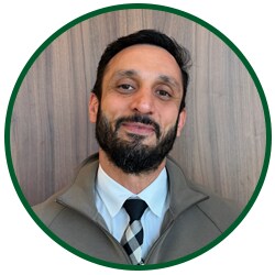 Staff member Mohammed Noorestani from ID_fa7e104e27a6