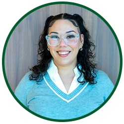 Staff member Francheska Pagan from ID_6d0c07037745