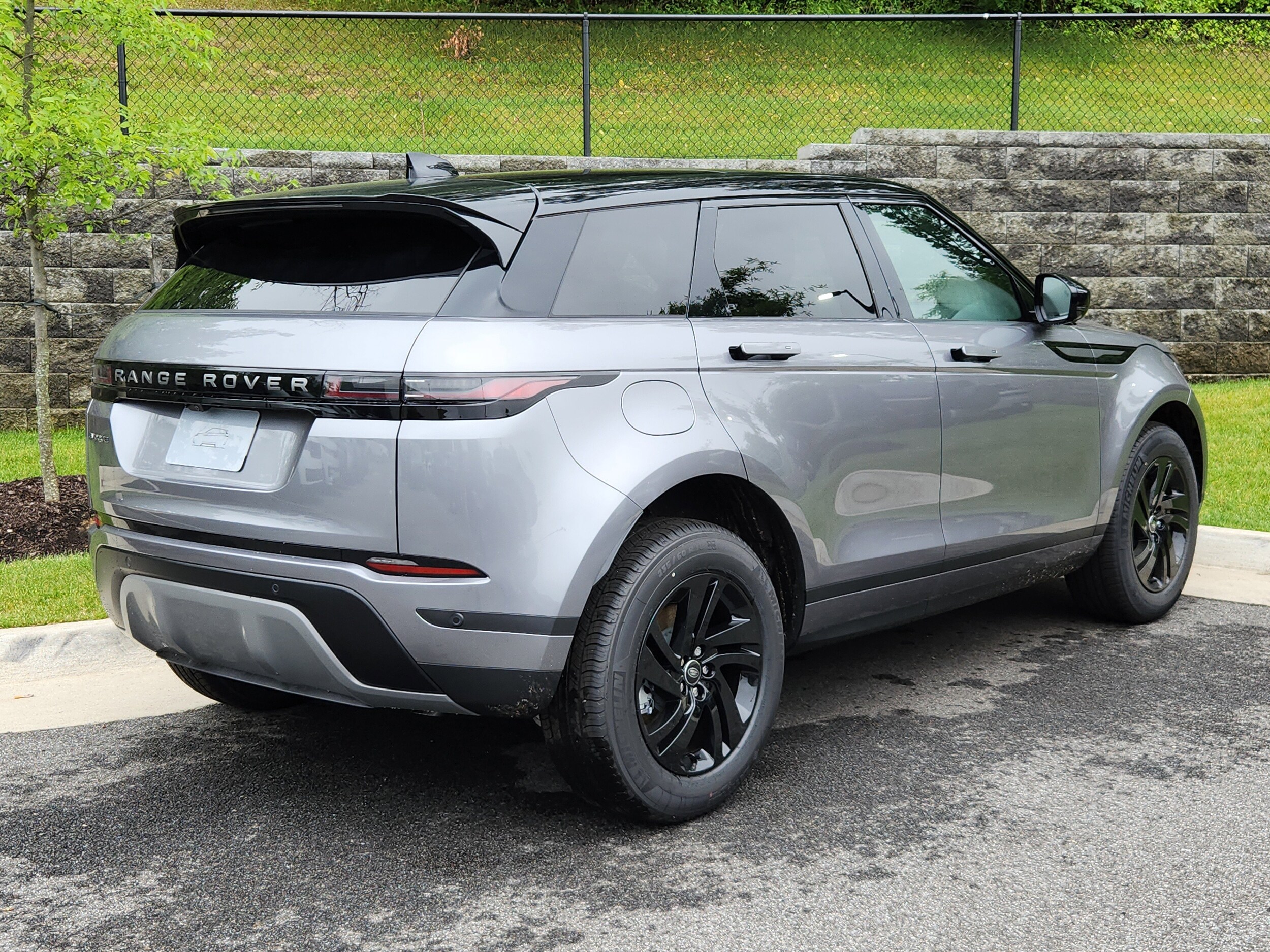 2026 Land Rover Range Rover Evoque S photo 2
