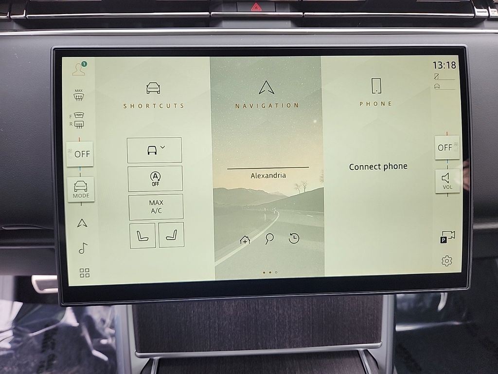 2025 Land Rover Range Rover SE - Photo 17