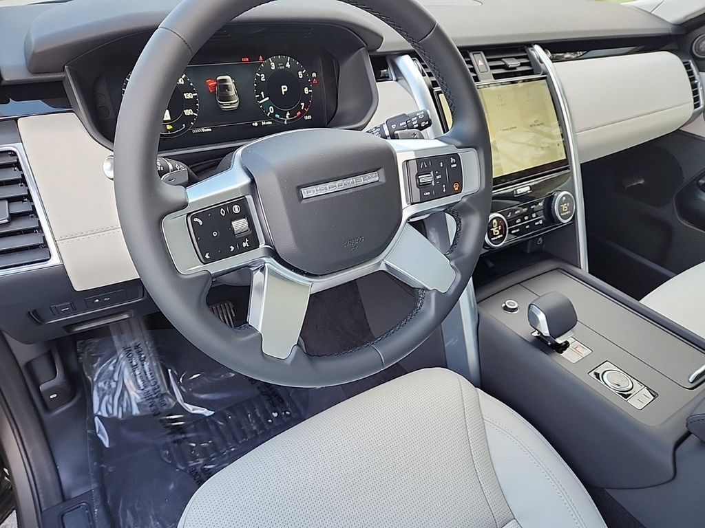 2025 Land Rover Discovery S - Photo 15
