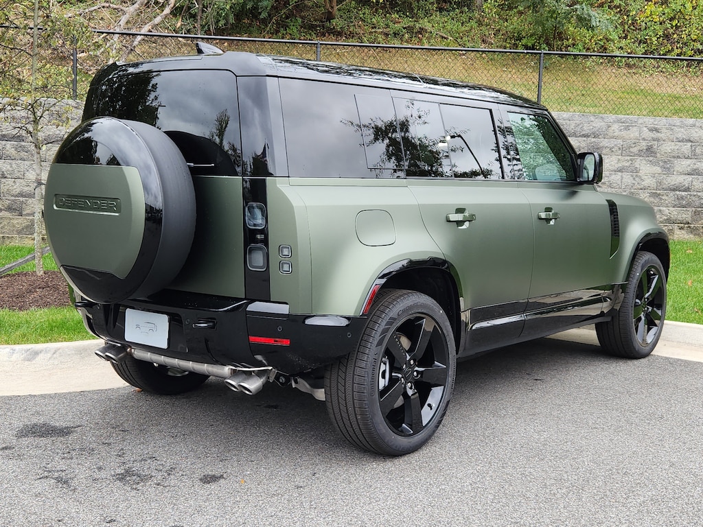 New 2026 Land Rover Defender 11XDYNAMSE