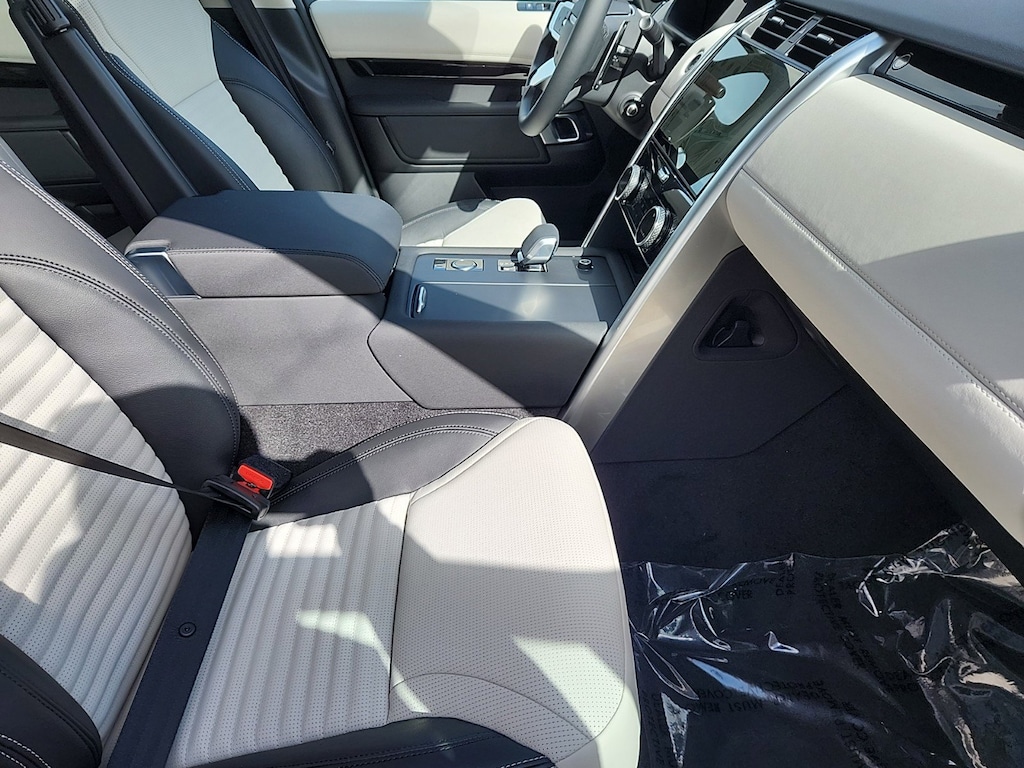 Used 2025 Land Rover Discovery P300 S SUV