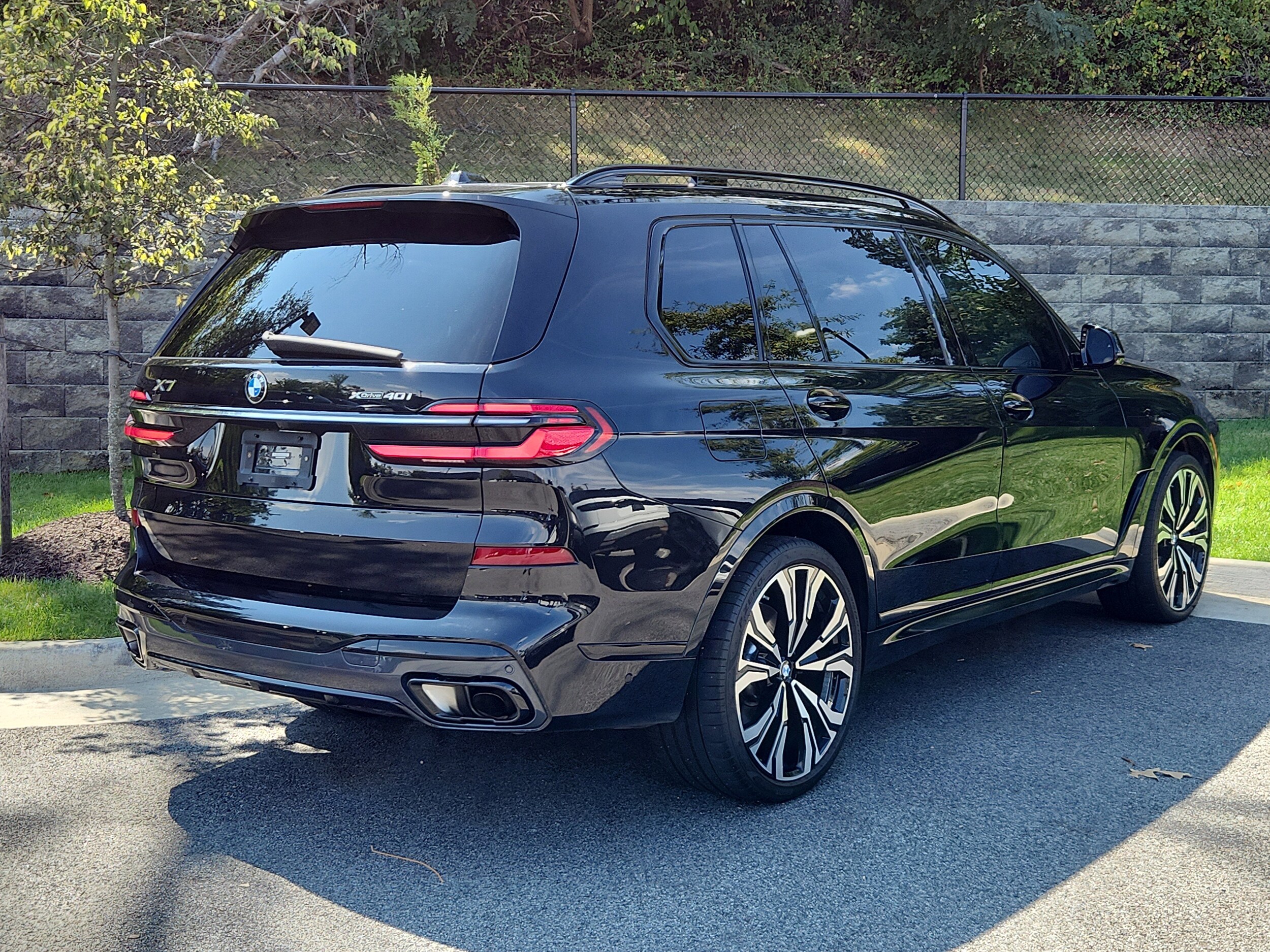2023 Bmw X7 xDrive40i photo 2
