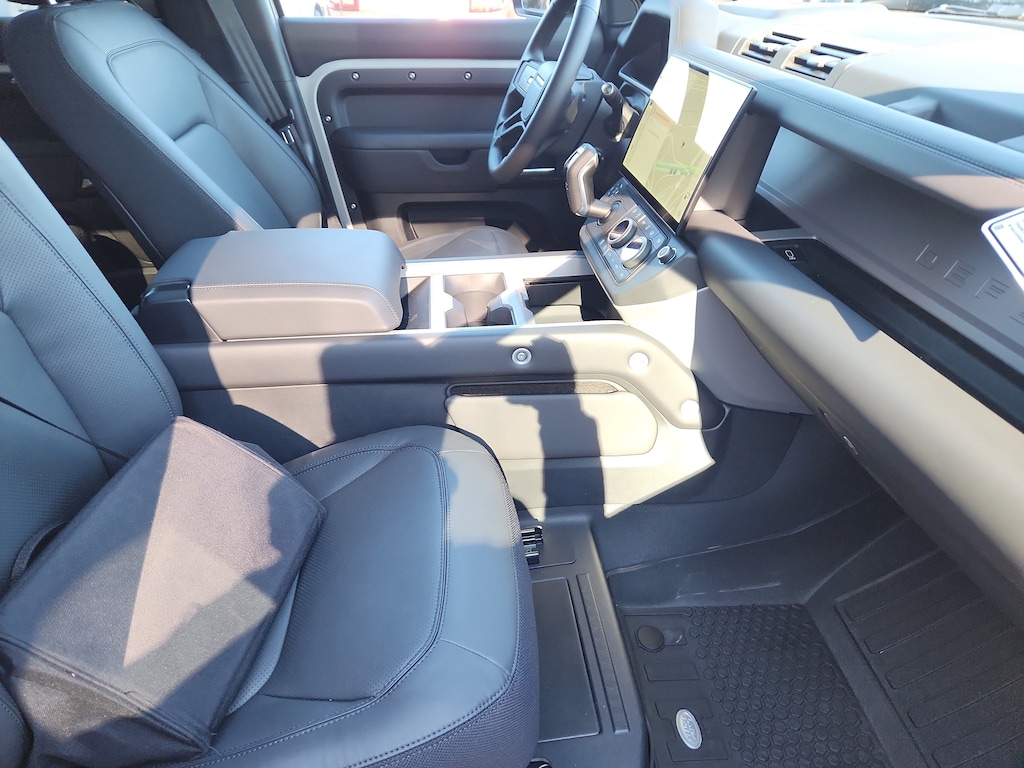 New 2026 Land Rover Defender 110 X 400PS SUV