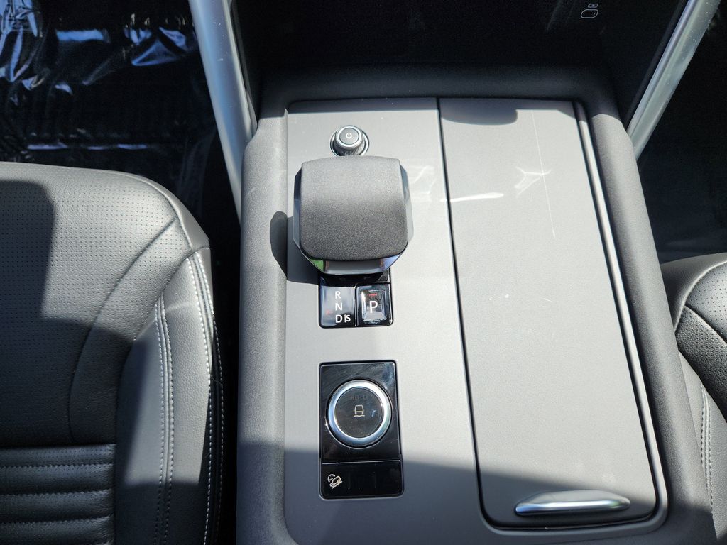 2025 Land Rover Discovery S - Photo 16