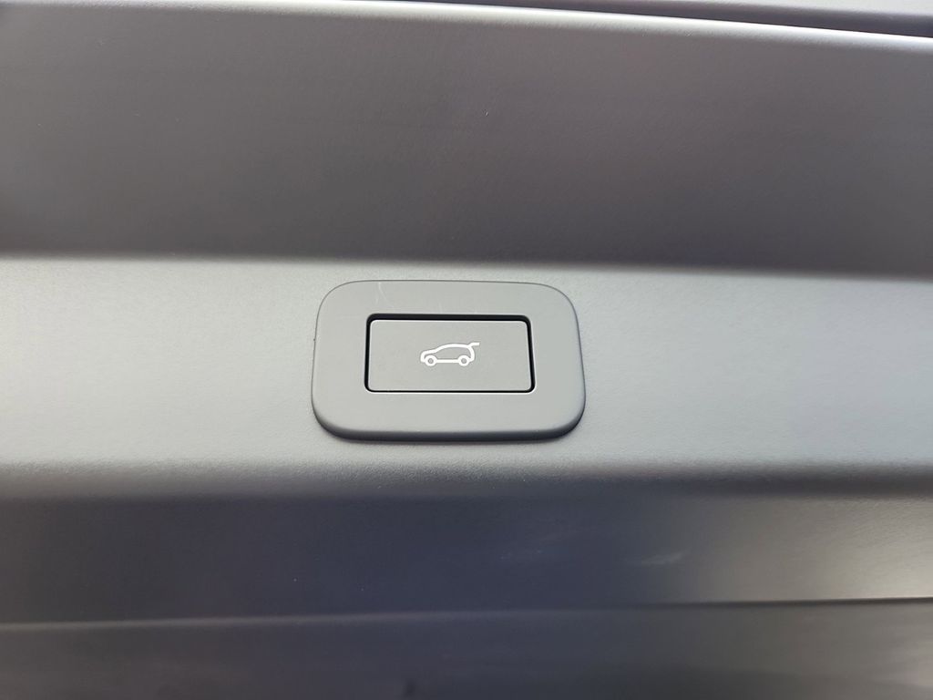 2025 Land Rover Range Rover Sport Dynamic SE - Photo 14