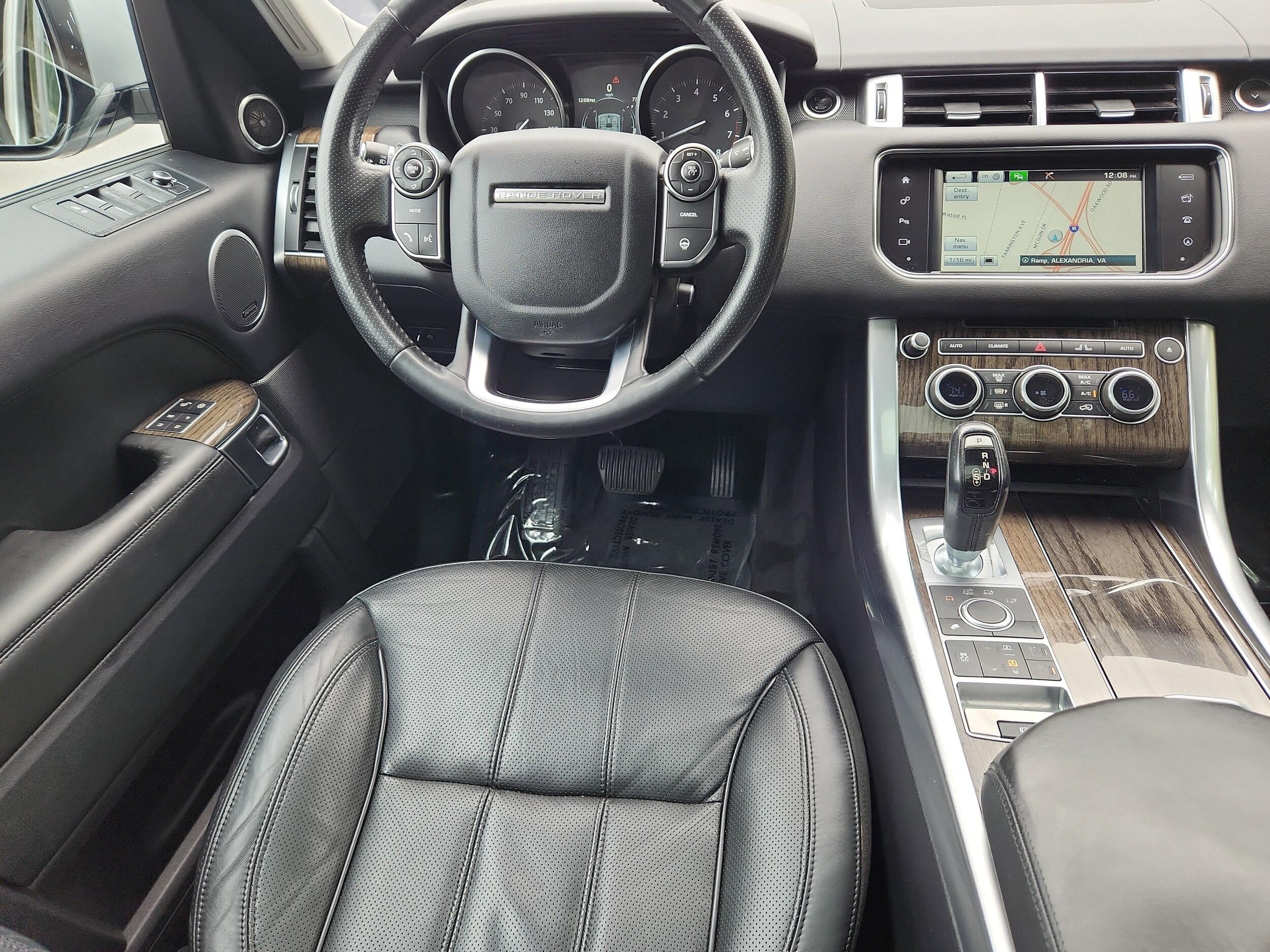 2016 Land Rover Range Rover Sport HSE photo 4