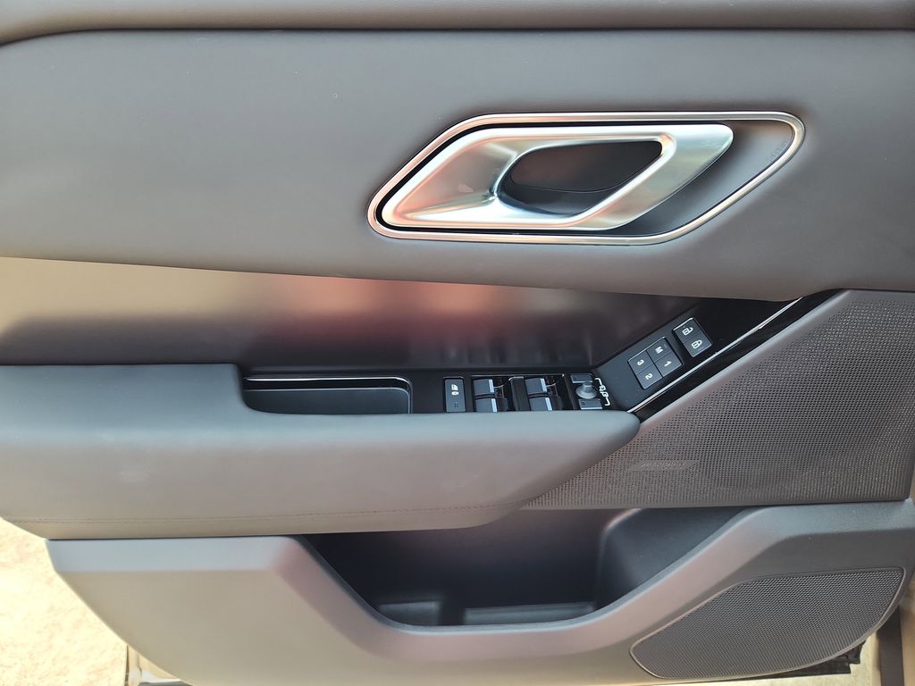 2026 Land Rover Range Rover Velar Dynamic SE - Photo 24
