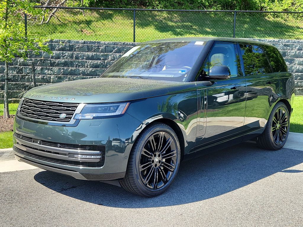 2023 Land Rover Range Rover 3.0 SE SWB's photo