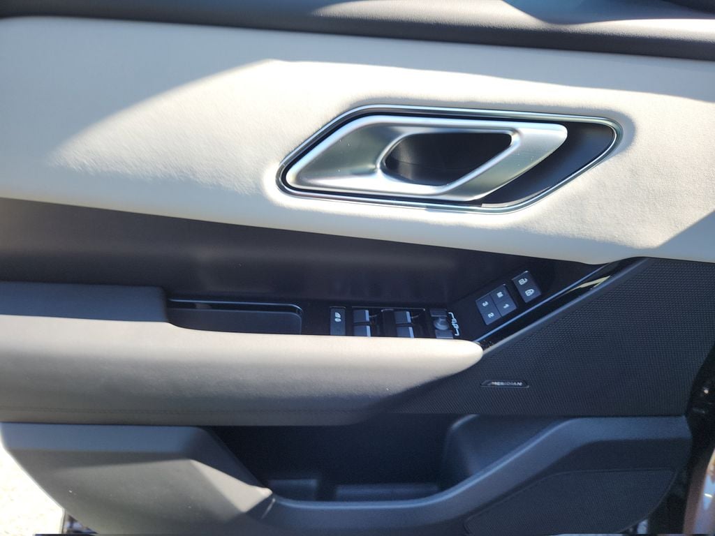 2026 Land Rover Range Rover Velar Dynamic SE - Photo 24