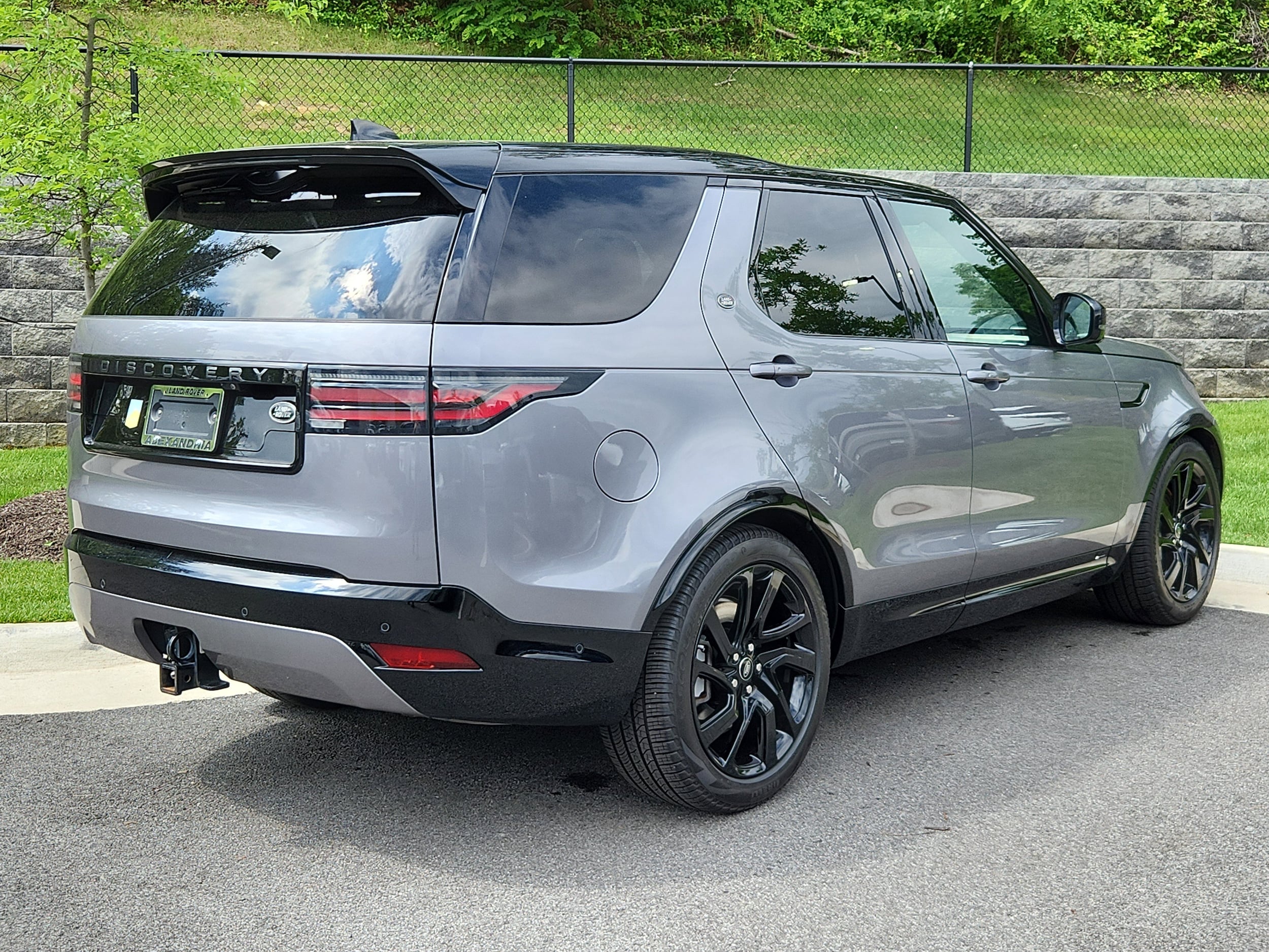 Certified 2021 Land Rover Discovery S R Dynamic with VIN SALRT2RX6M2450202 for sale in Alexandria, VA