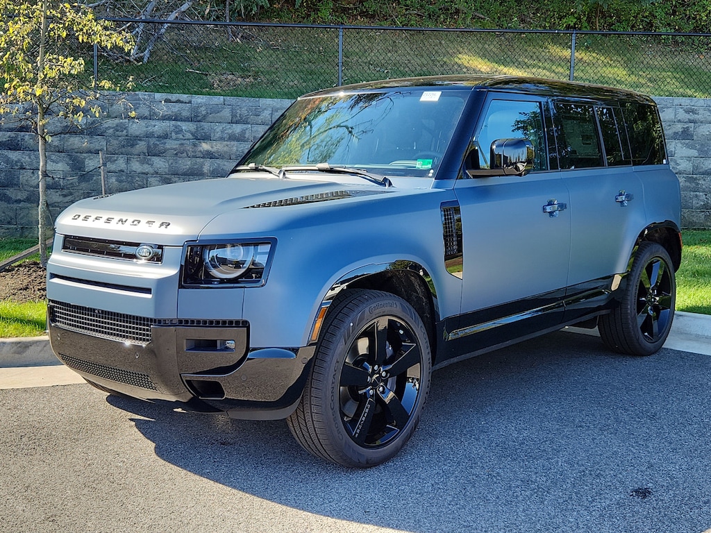 New 2026 Land Rover Defender 11XDYNAMSE