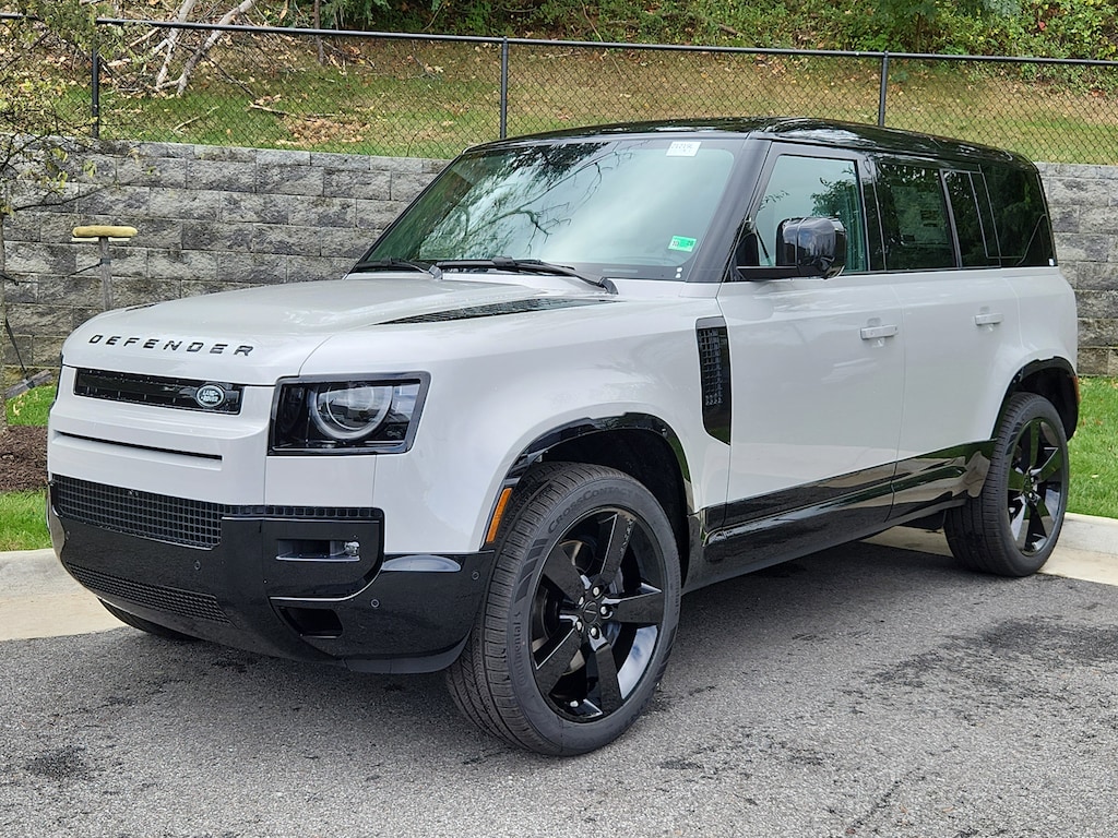New 2026 Land Rover Defender 11XDYNAMSE