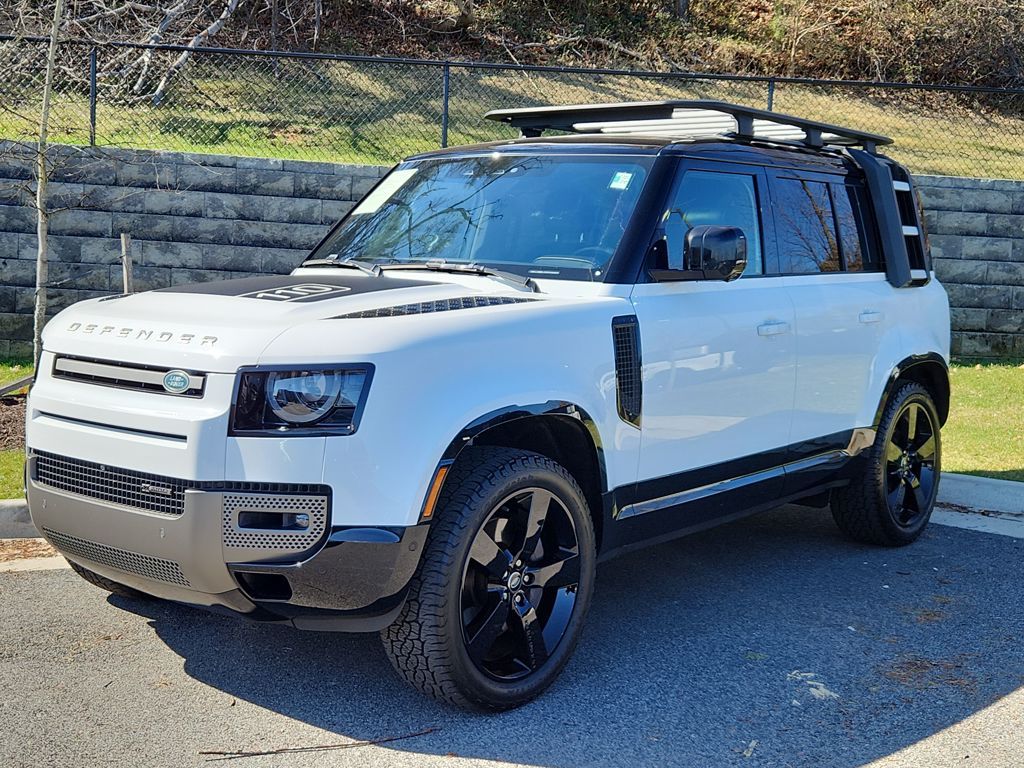 2022 Land Rover Defender X-Dynamic HSE's photo