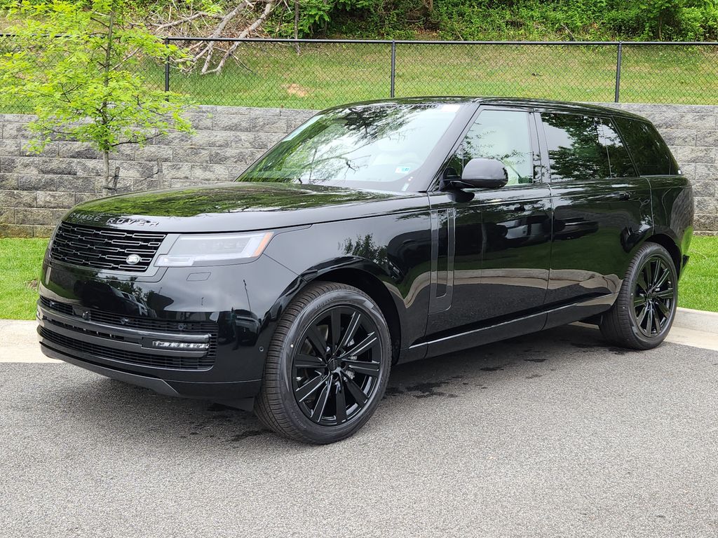 2026 Land Rover Range Rover 3.0 SE LWB 7's photo