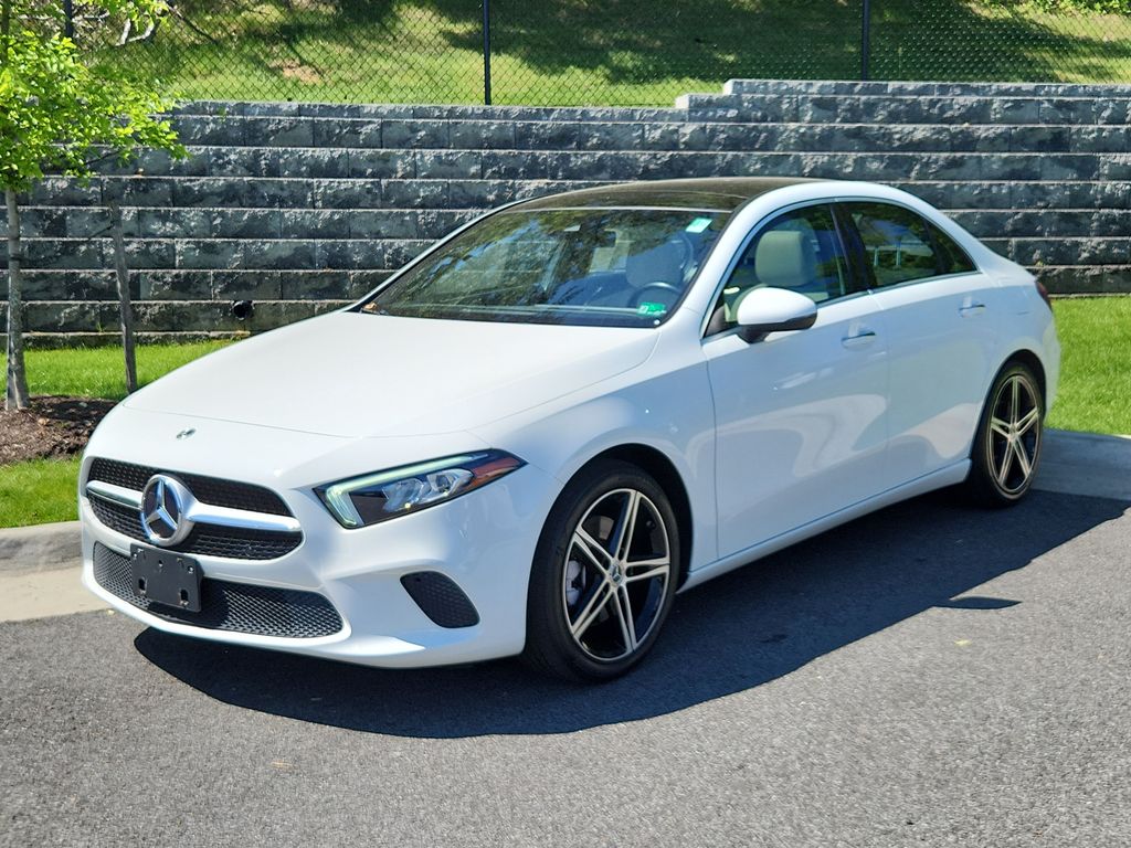 2022 Mercedes-Benz A-Class A220 4MATIC's photo