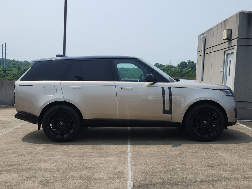 2025 Land Rover Range Rover SE - Photo 11