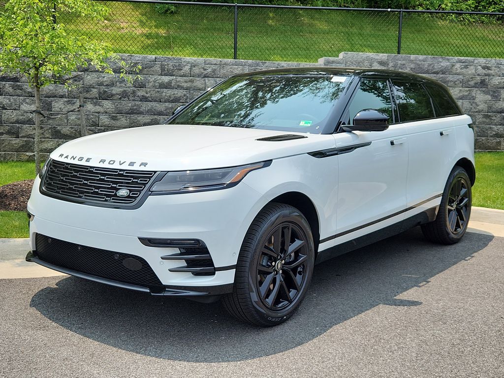 2026 Land Rover Range Rover Velar P250 Dynamic SE's photo