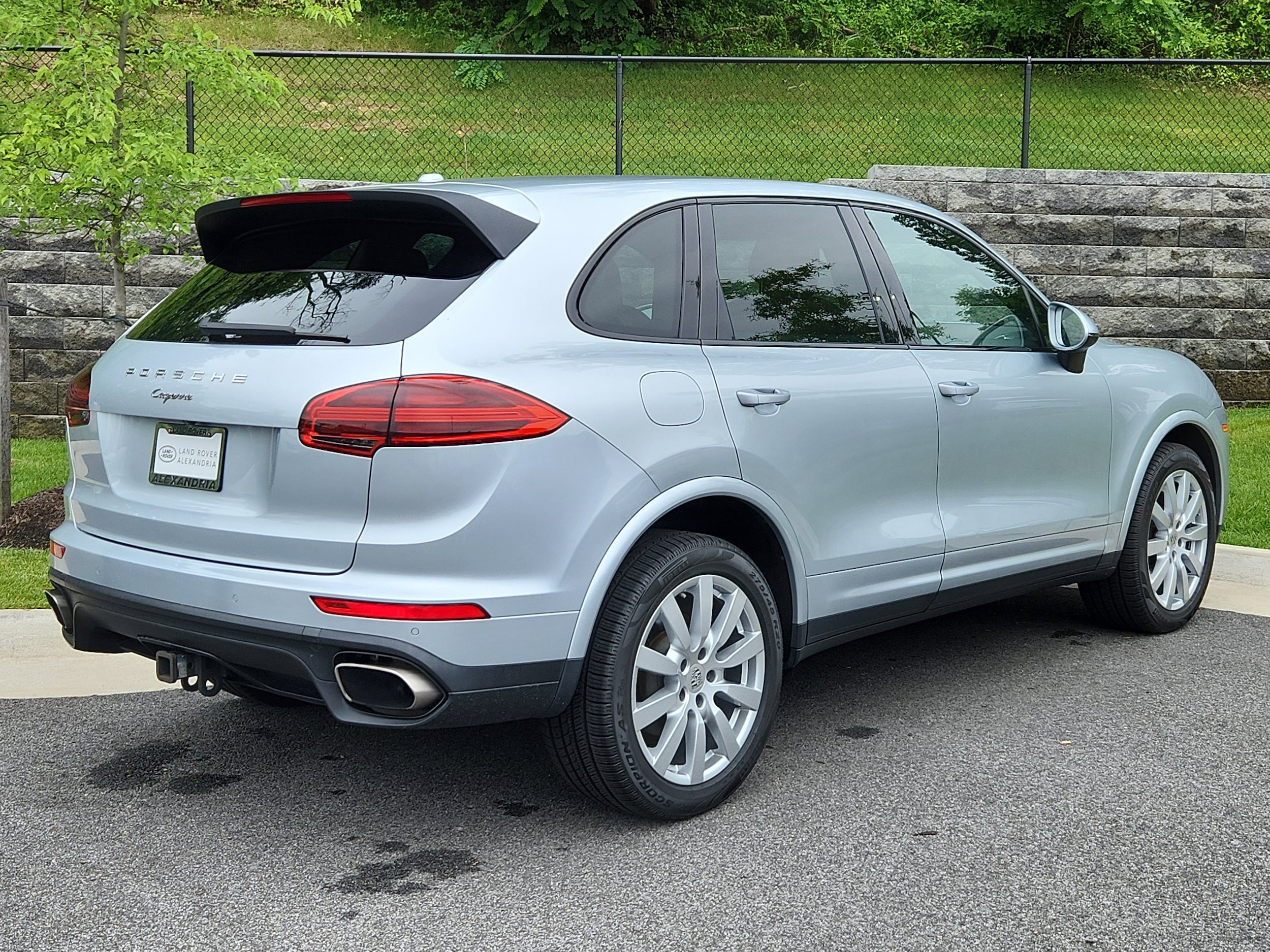 Used 2017 Porsche Cayenne Platinum Edition with VIN WP1AA2A20HKA80315 for sale in Alexandria, VA