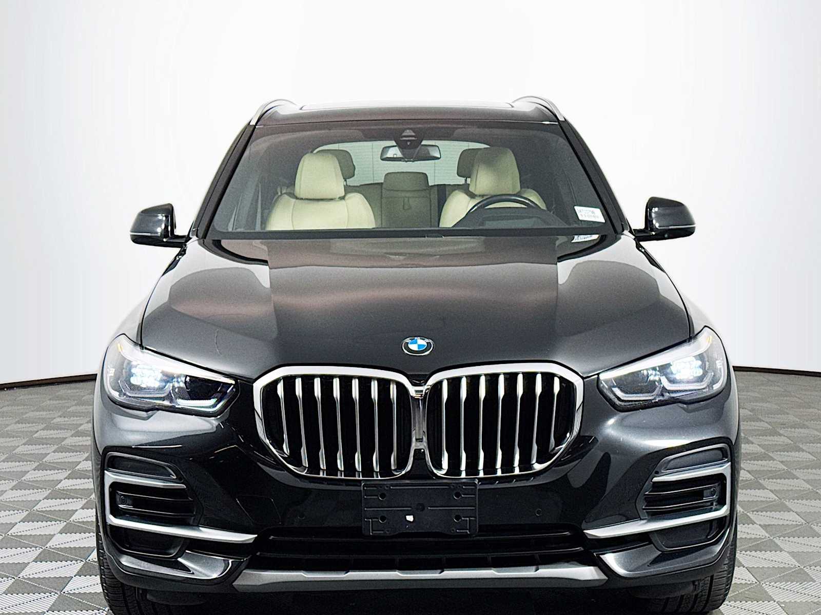 Used 2022 BMW X5 40i with VIN 5UXCR6C03N9M28096 for sale in Boston, MA