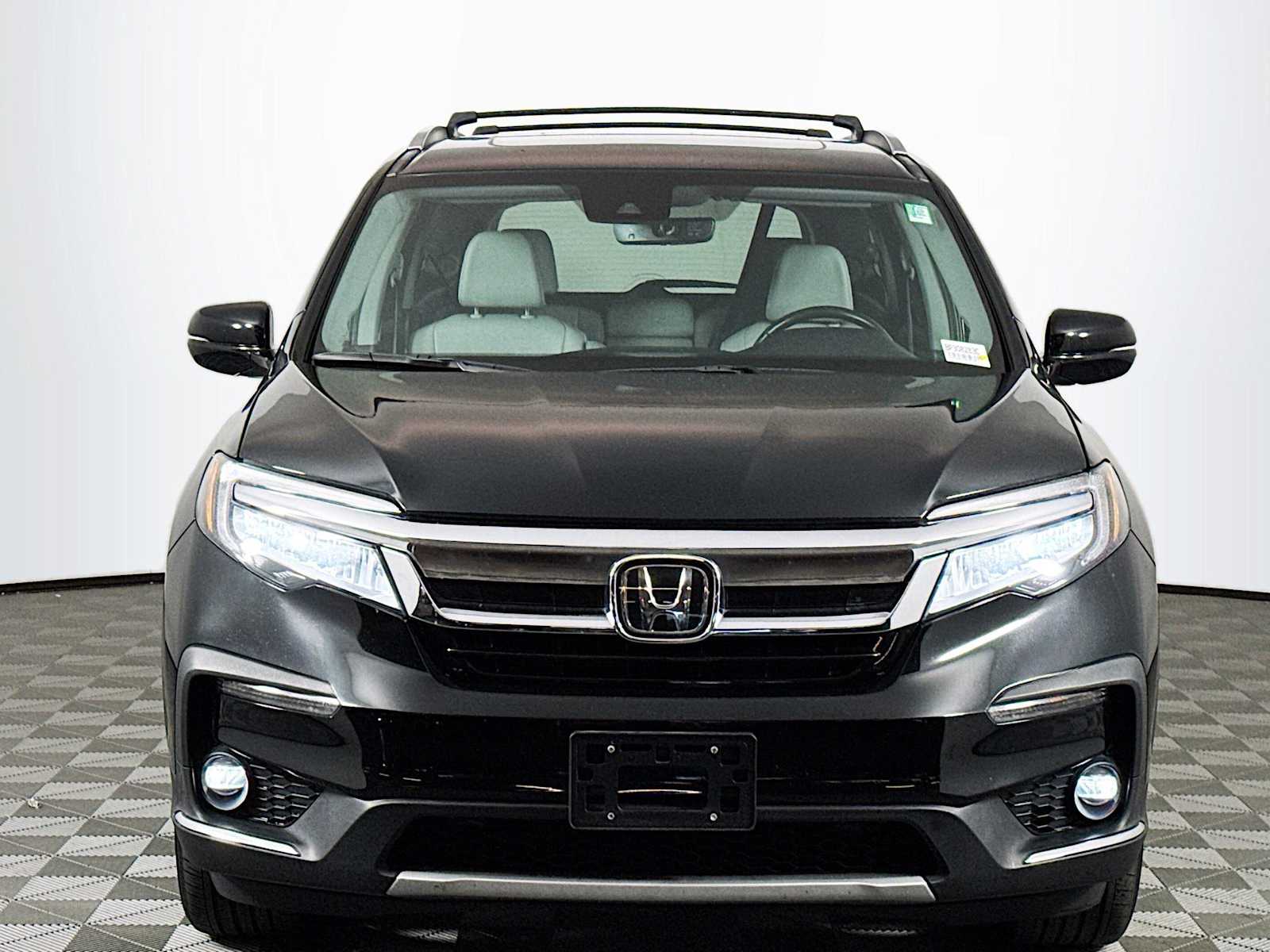 Used 2019 Honda Pilot Touring with VIN 5FNYF6H97KB006194 for sale in Boston, MA