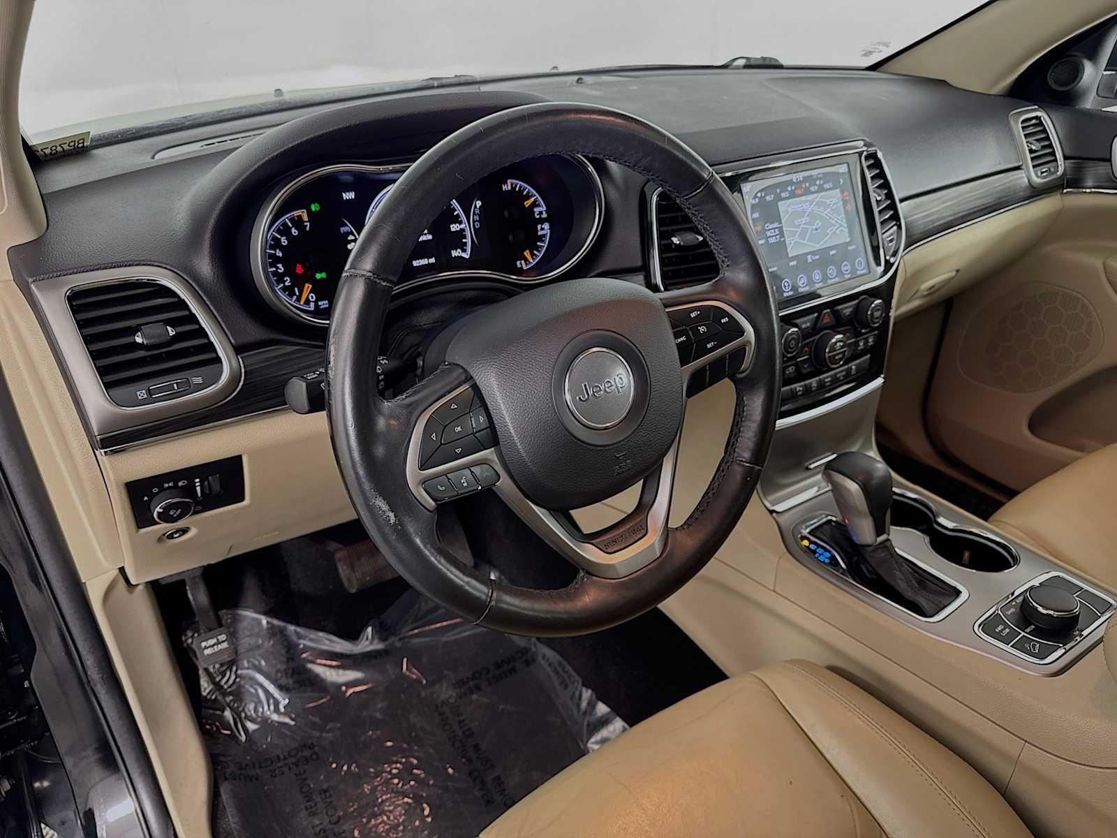 Image 8 of 2019 Jeep Grand Cherokee Limited SUV