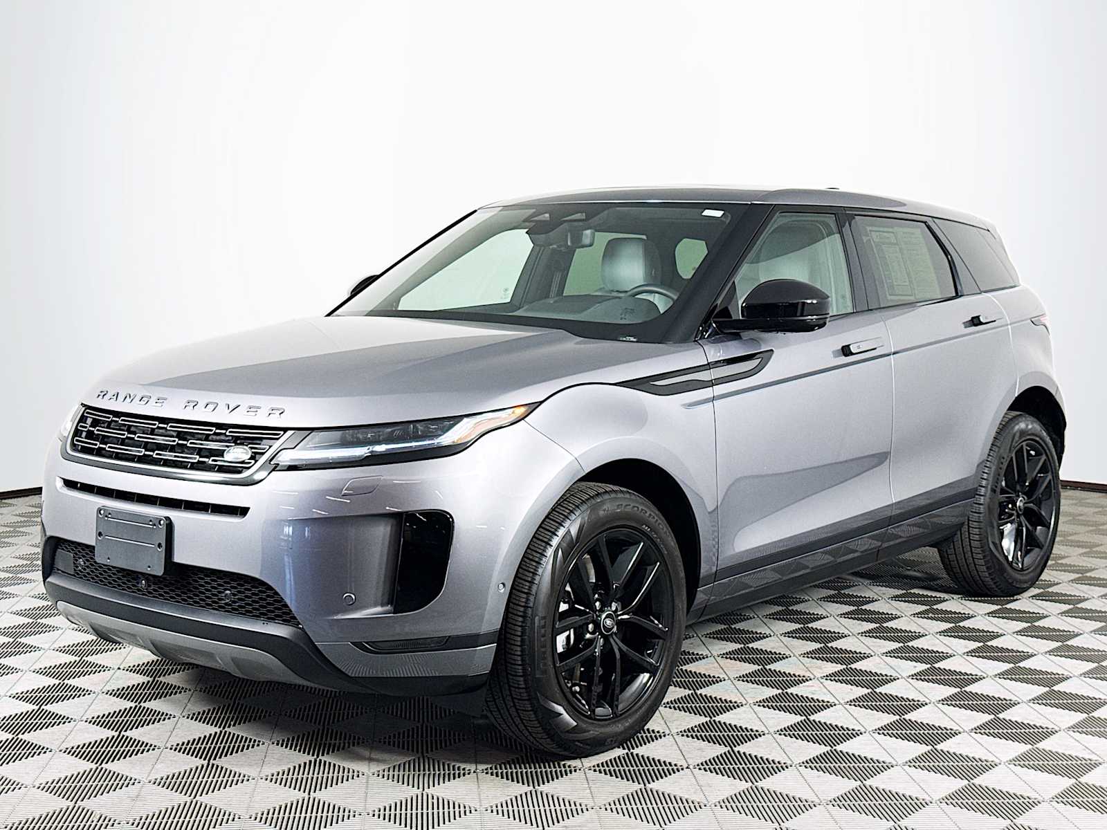 2026 Land Rover Range Rover Evoque