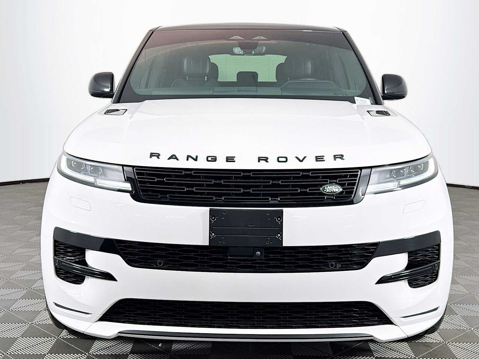 Used 2024 Land Rover Range Rover Sport SE Dynamic with VIN SAL1L9FU0RA199822 for sale in Boston, MA