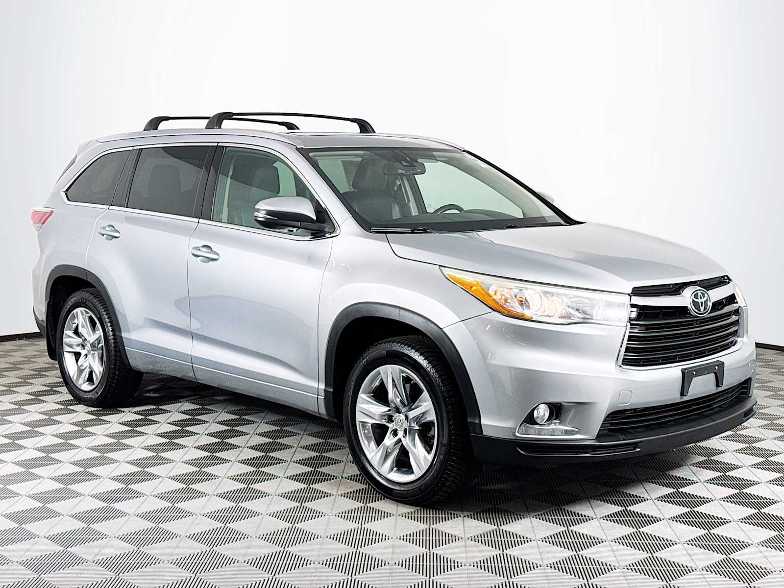 Used 2015 Toyota Highlander Limited Platinum with VIN 5TDDKRFH1FS083425 for sale in Boston, MA