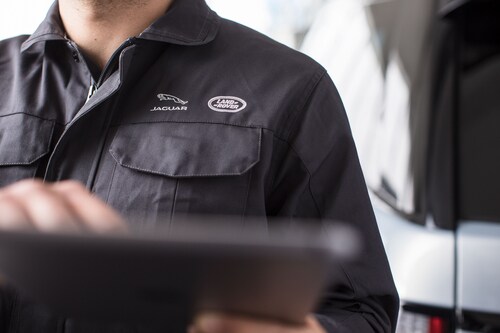 New & Pre-Owned Land Rover Dealer in Fresno | Land Rover Fresno