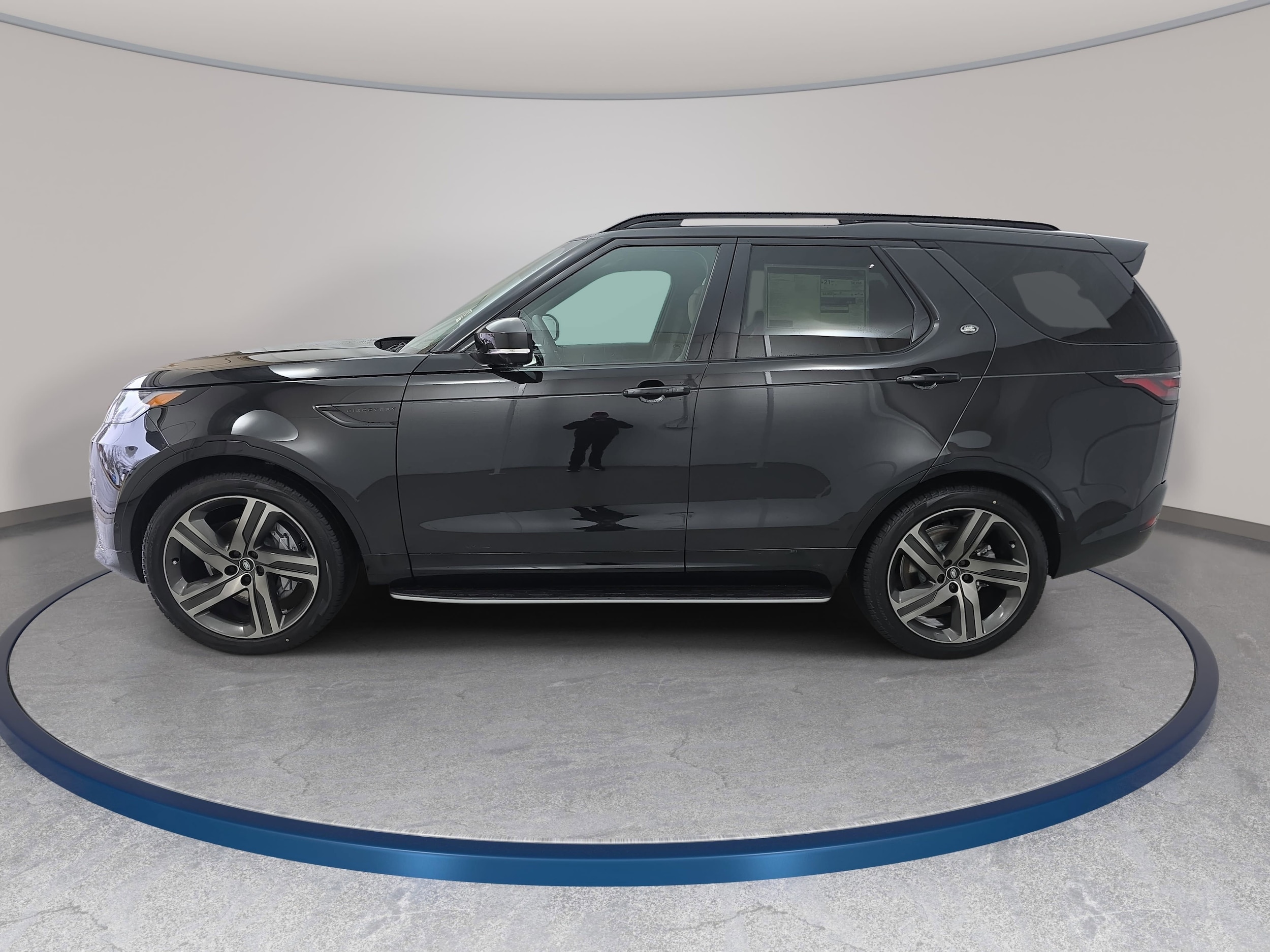2026 Land Rover Discovery Dynamic SE - Photo 8