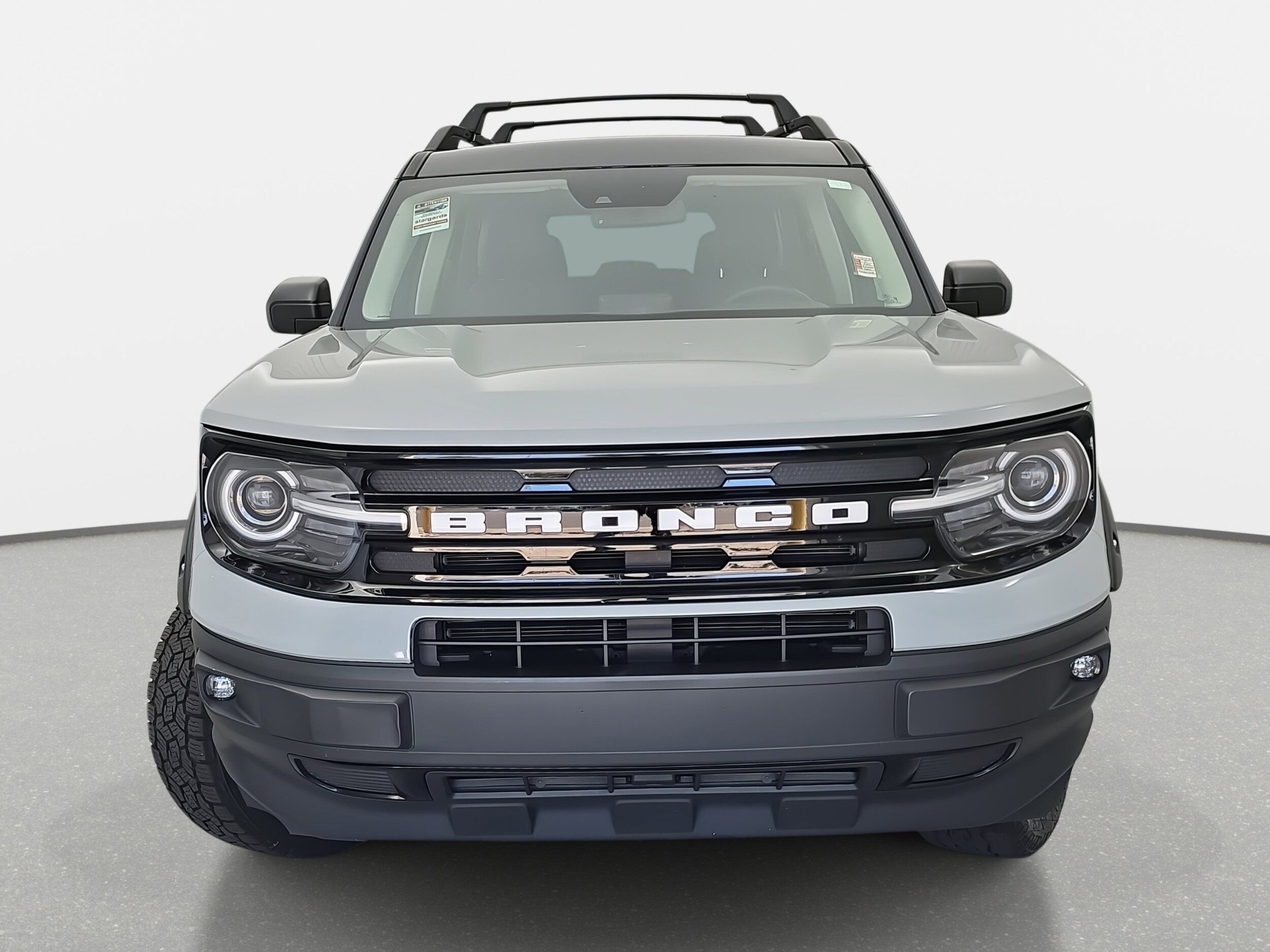2021 Ford Bronco Sport Outer Banks photo 2