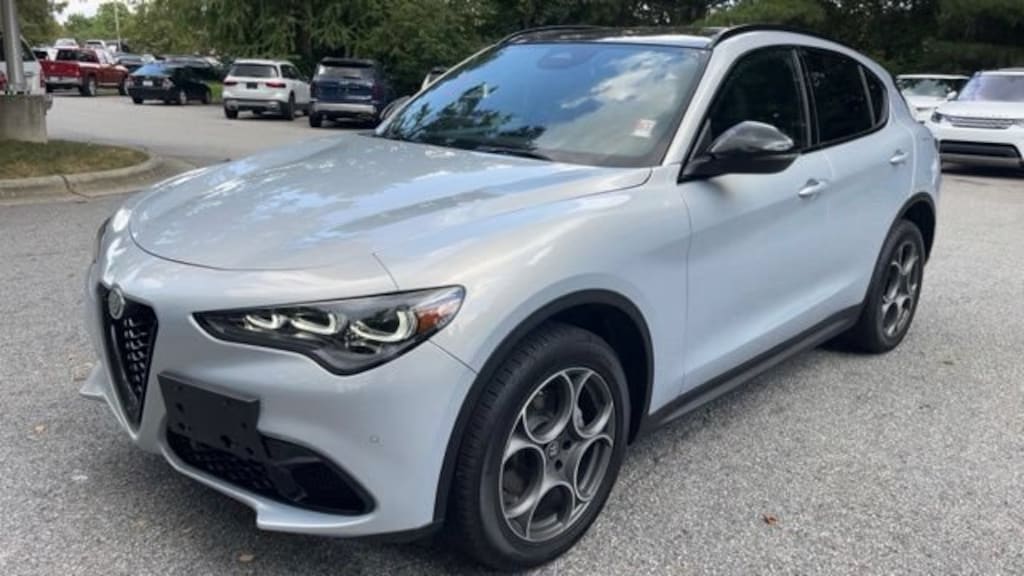 Used 2025 Alfa Romeo Stelvio SUV