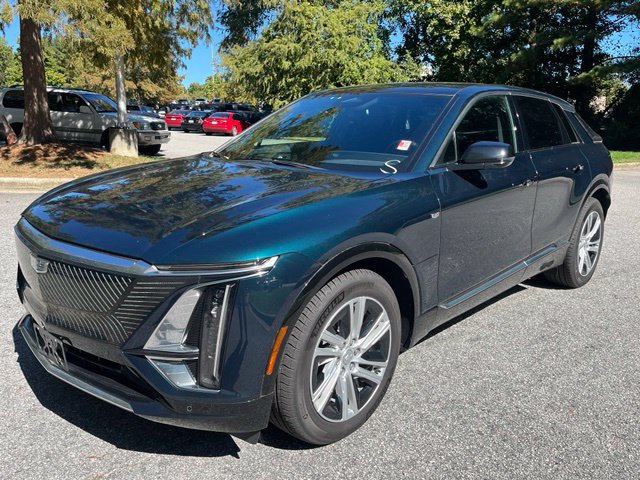  Cadillac Lyriq