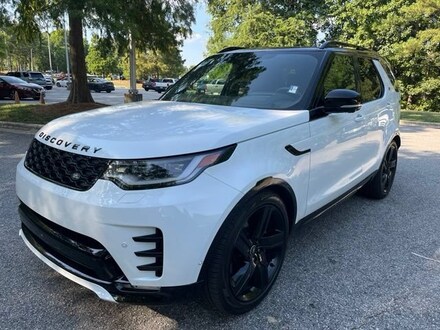 2025 Land Rover Discovery Dynamic SE SUV