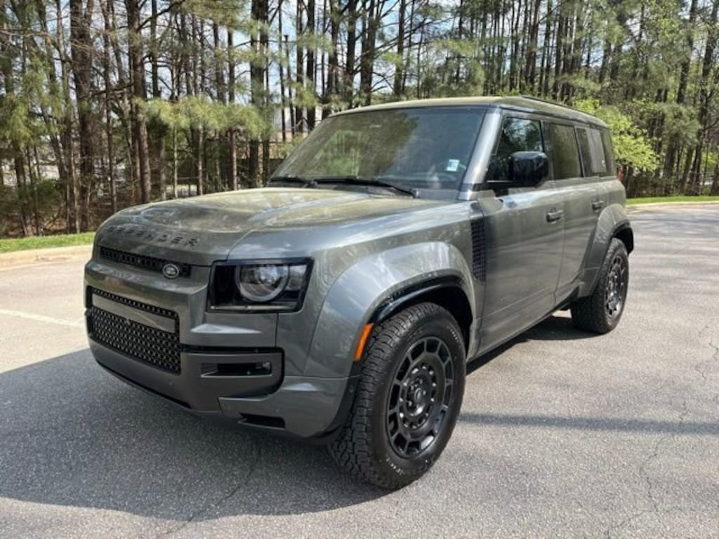 Used 2025 Land Rover Defender V8 SUV