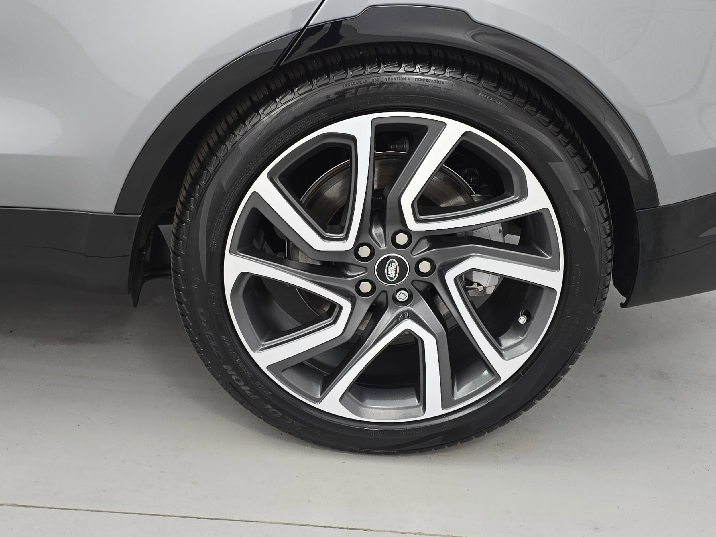 2025 Land Rover Discovery Dynamic SE - Photo 35