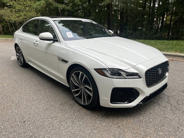 2024 Jaguar XF P250 R-Dynamic SE photo 2