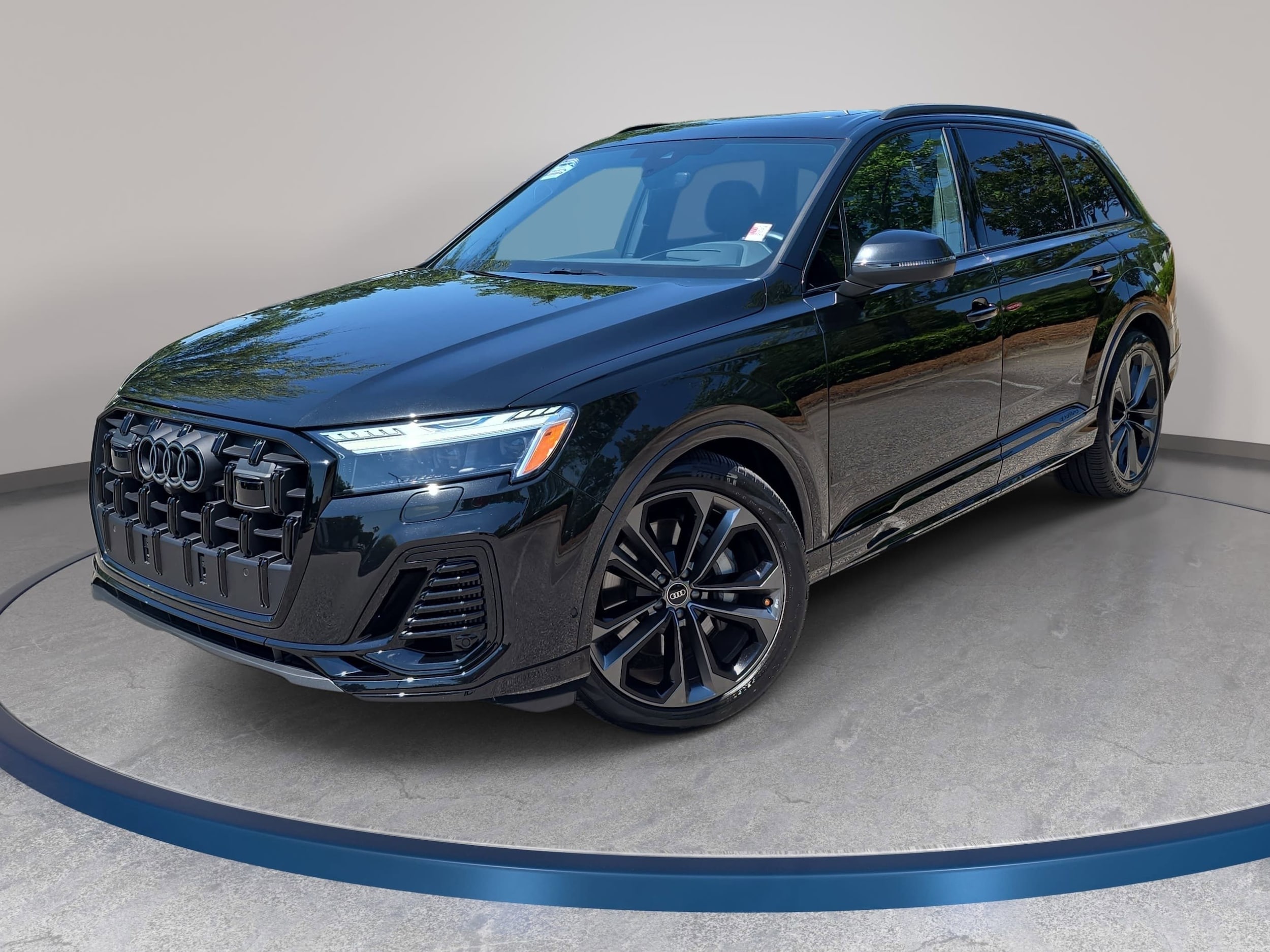 2025 Audi Q7 55 Prestige quattro Tiptronic's photo