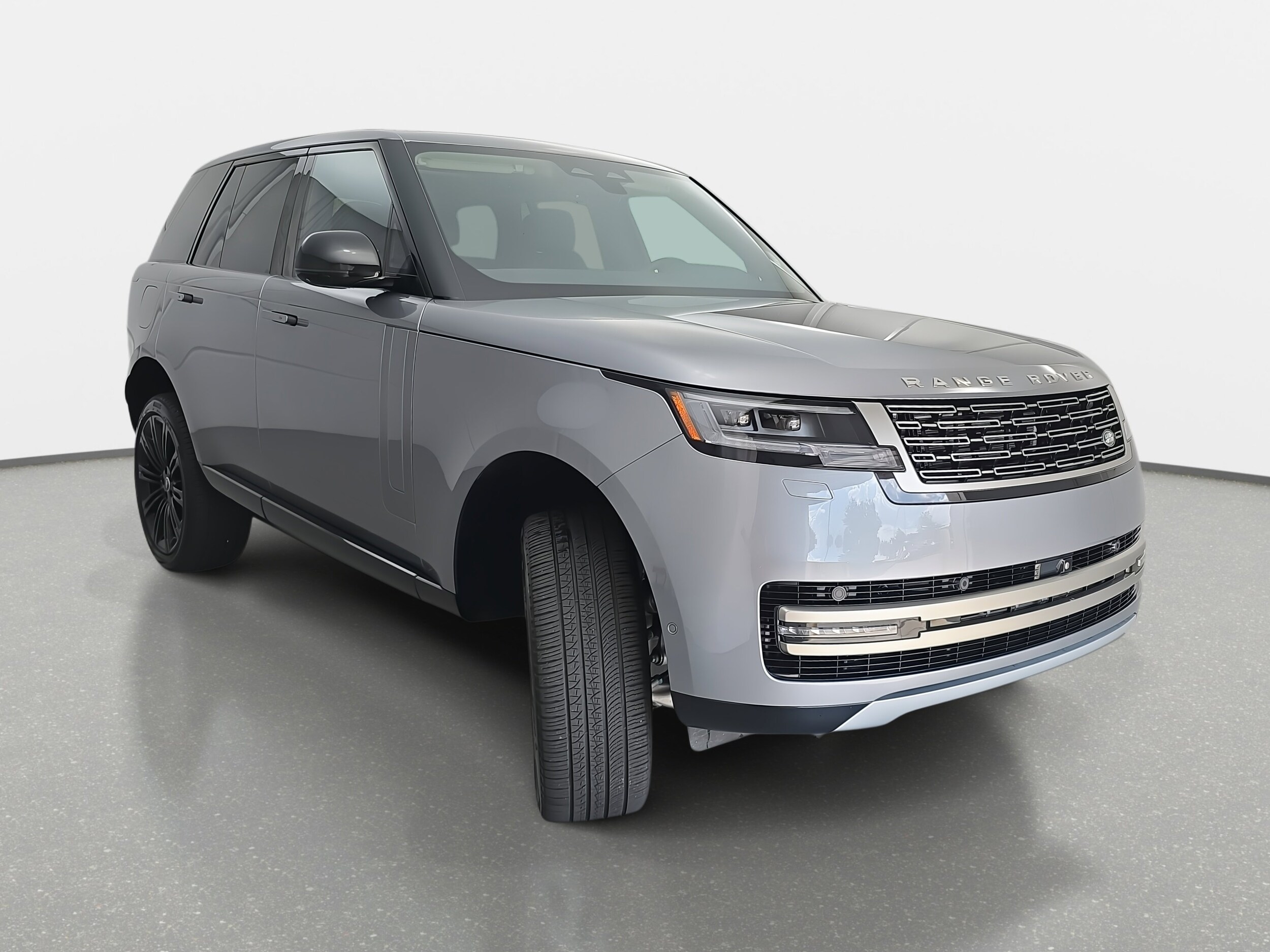 2024 Land Rover Range Rover SE photo 3