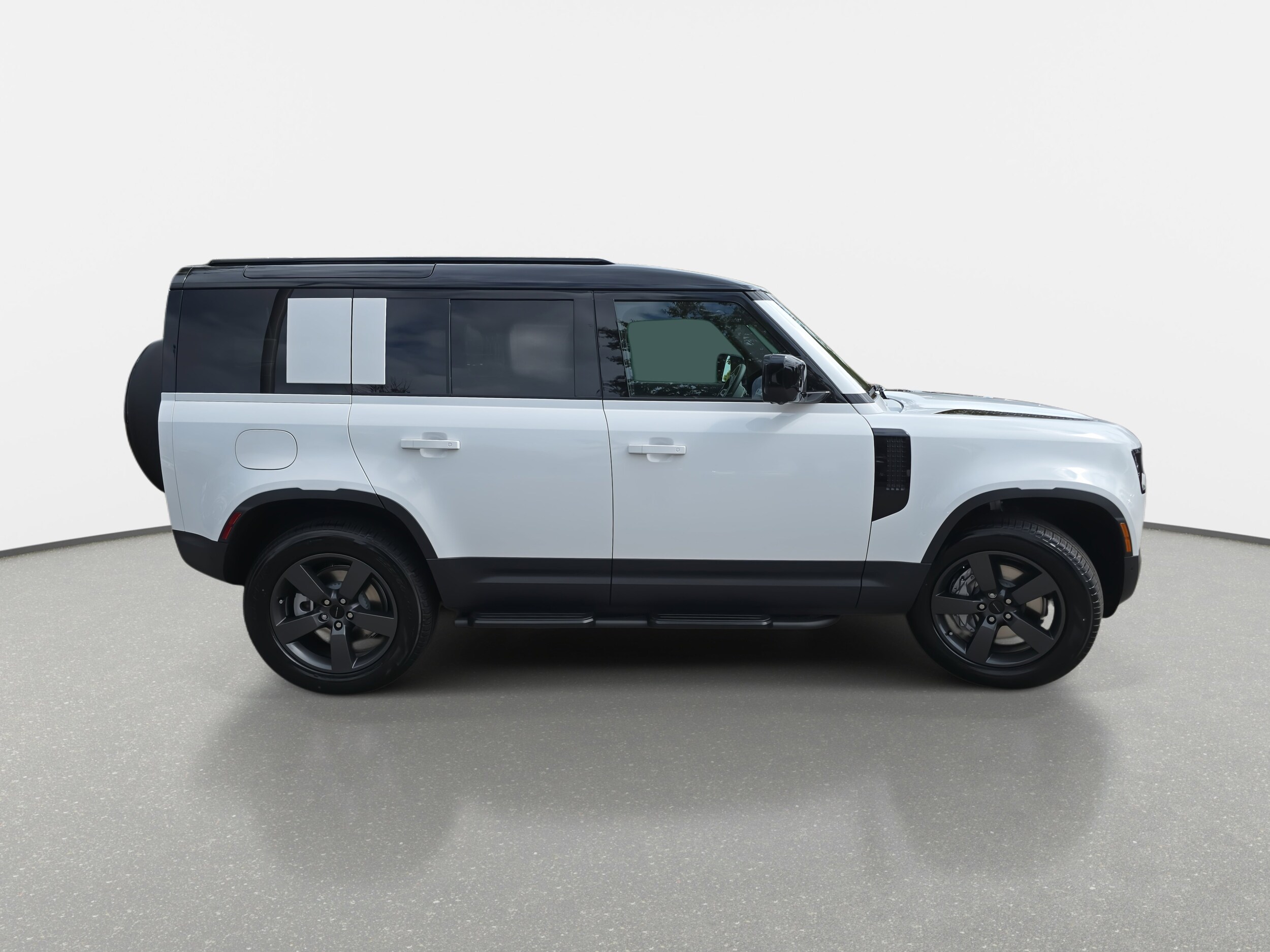 2026 Land Rover Defender 110 S photo 4