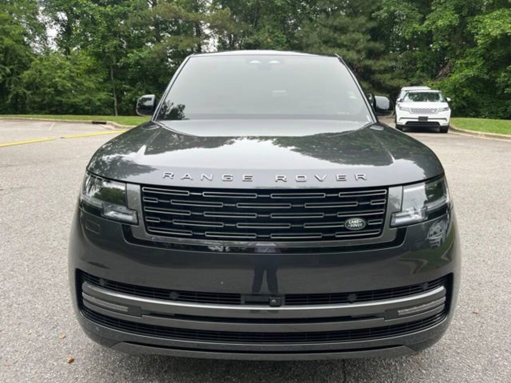 Used 2025 Land Rover Range Rover SE SUV