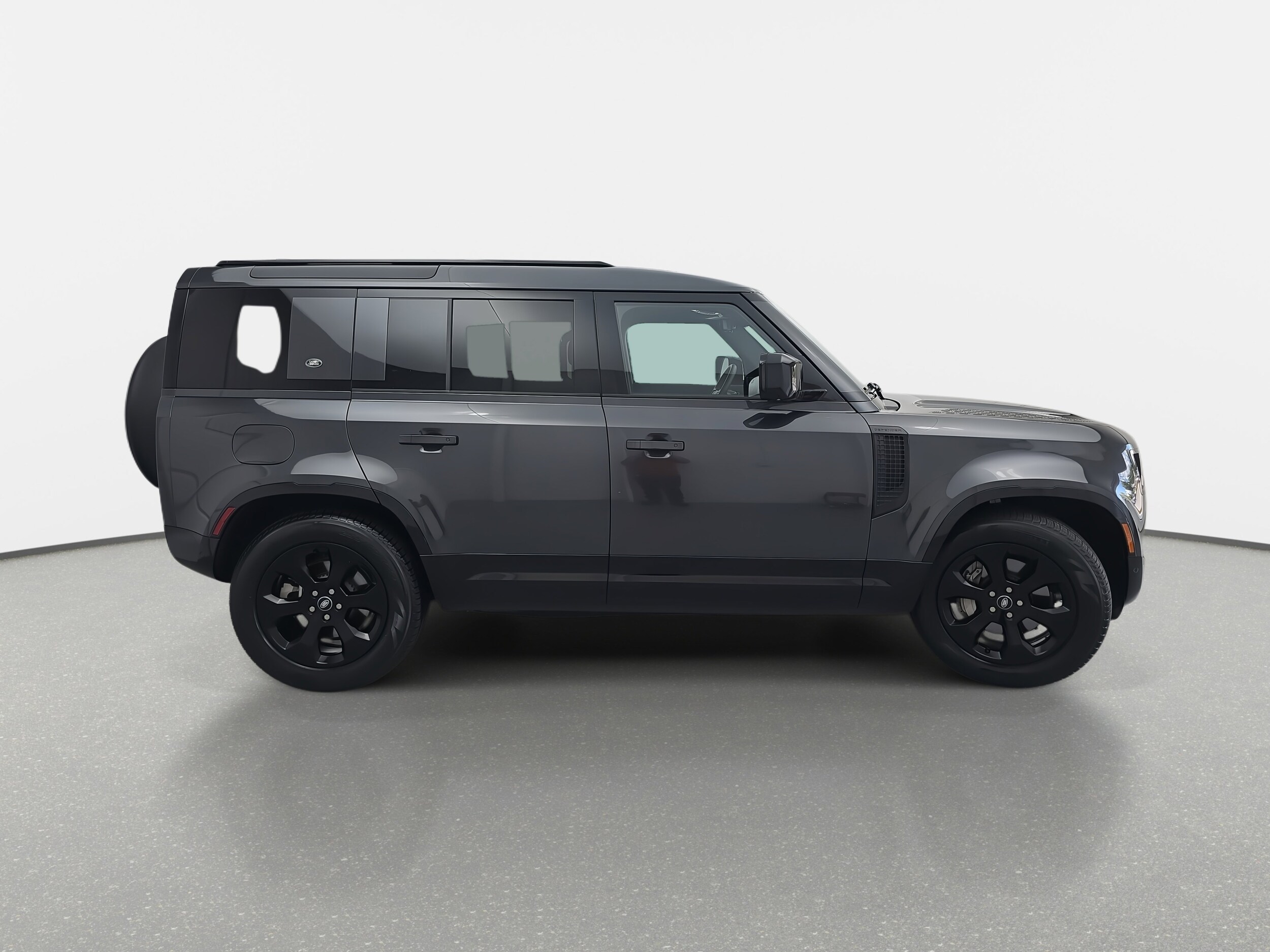 2024 Land Rover Defender X-Dynamic SE photo 4